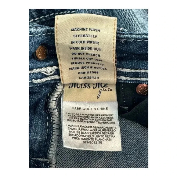 Miss Me Girls' Bermuda Denim Shorts Size 10 Blue Distressed Casual - Picture 7 of 7